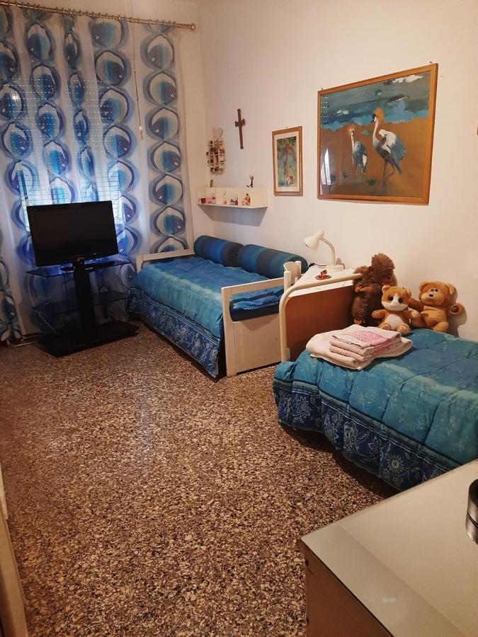 La Casa Di Nonna Lina Habitación en casa particular Roma