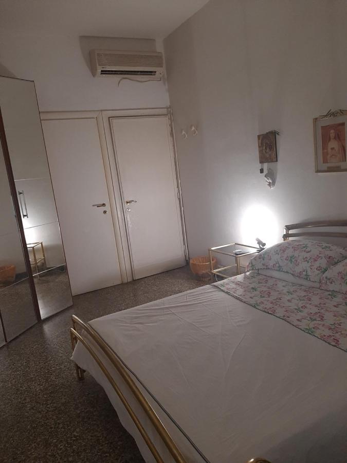 La Casa Di Nonna Lina Habitación en casa particular